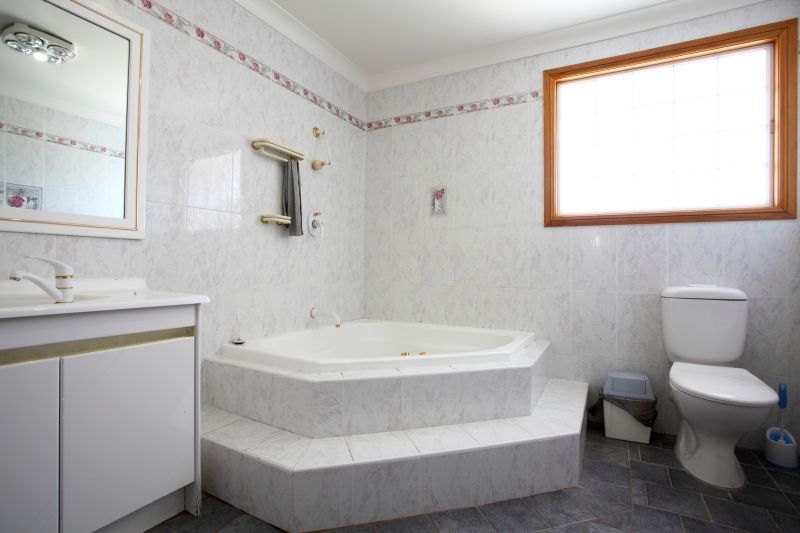 Top Bathtub Installation Companies in Kent, OH