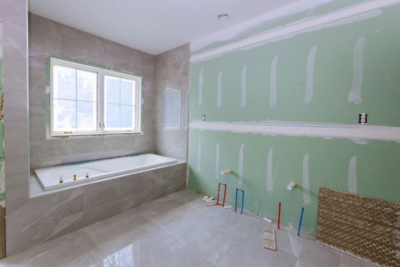Top Bathtub Installation Companies in Uniontown, OH