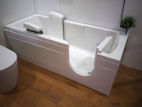 Walk In Tub Installation in Aurora